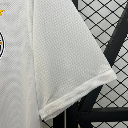 Juventus. Camiseta visitante 2010-2011