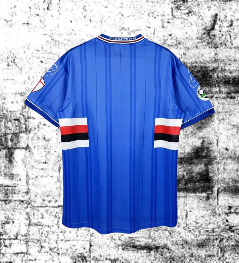 Sampdoria. Camiseta local 2000-2001