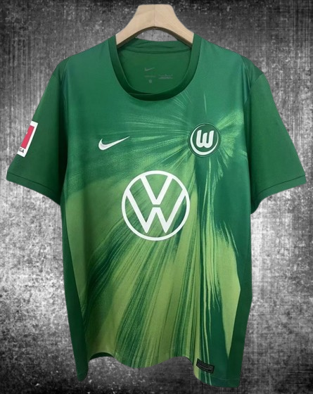 Wolfsburgo. Camiseta local 2025-2026