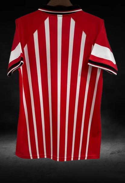 PSV Eindhoven. Camiseta local 1997-1998