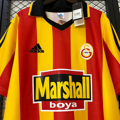 Galatasaray. Camiseta local 1999-2000