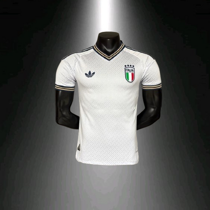 Selección de Italia. Camiseta visitante versión jugador 2026