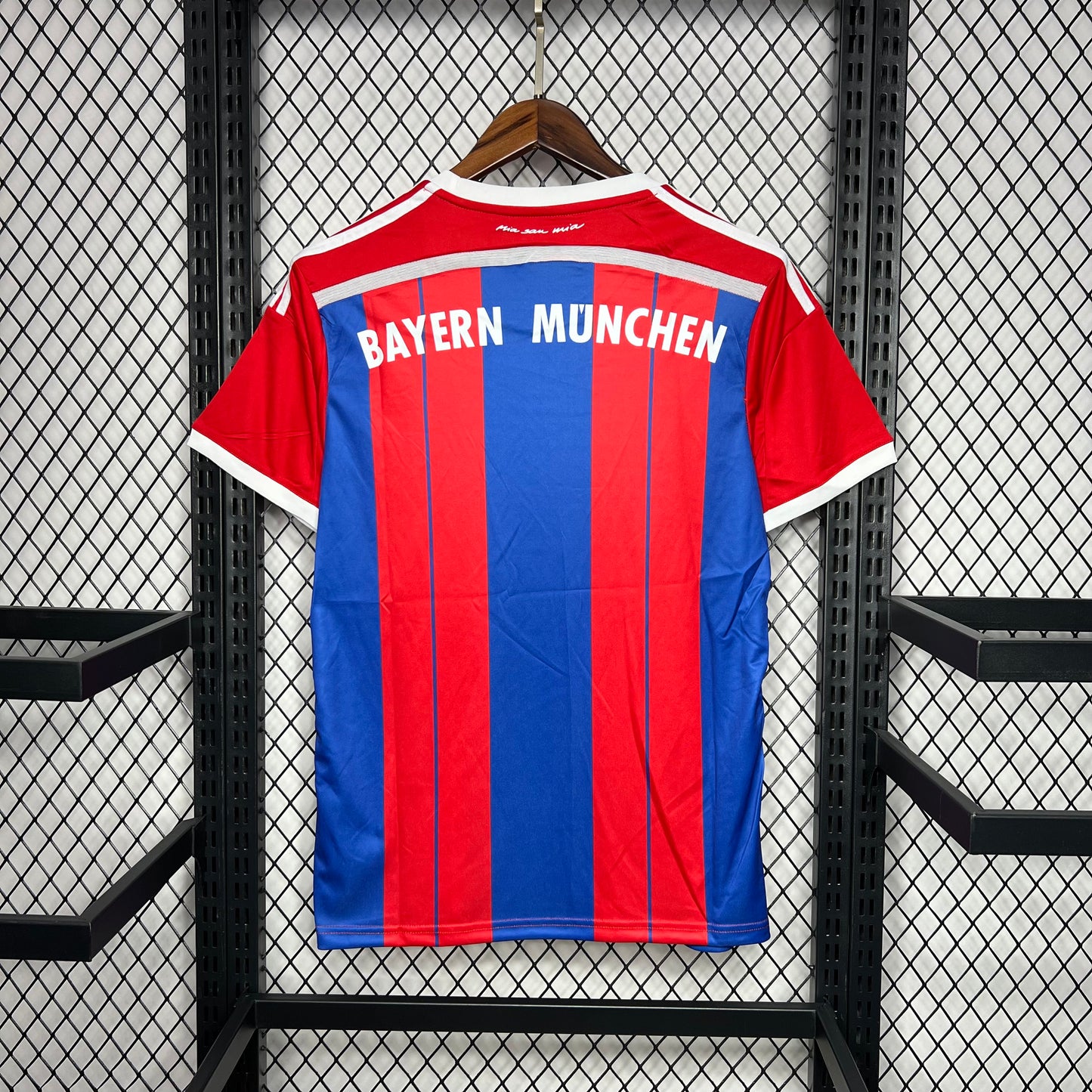 Bayern Munich. Camiseta local 2014-2015