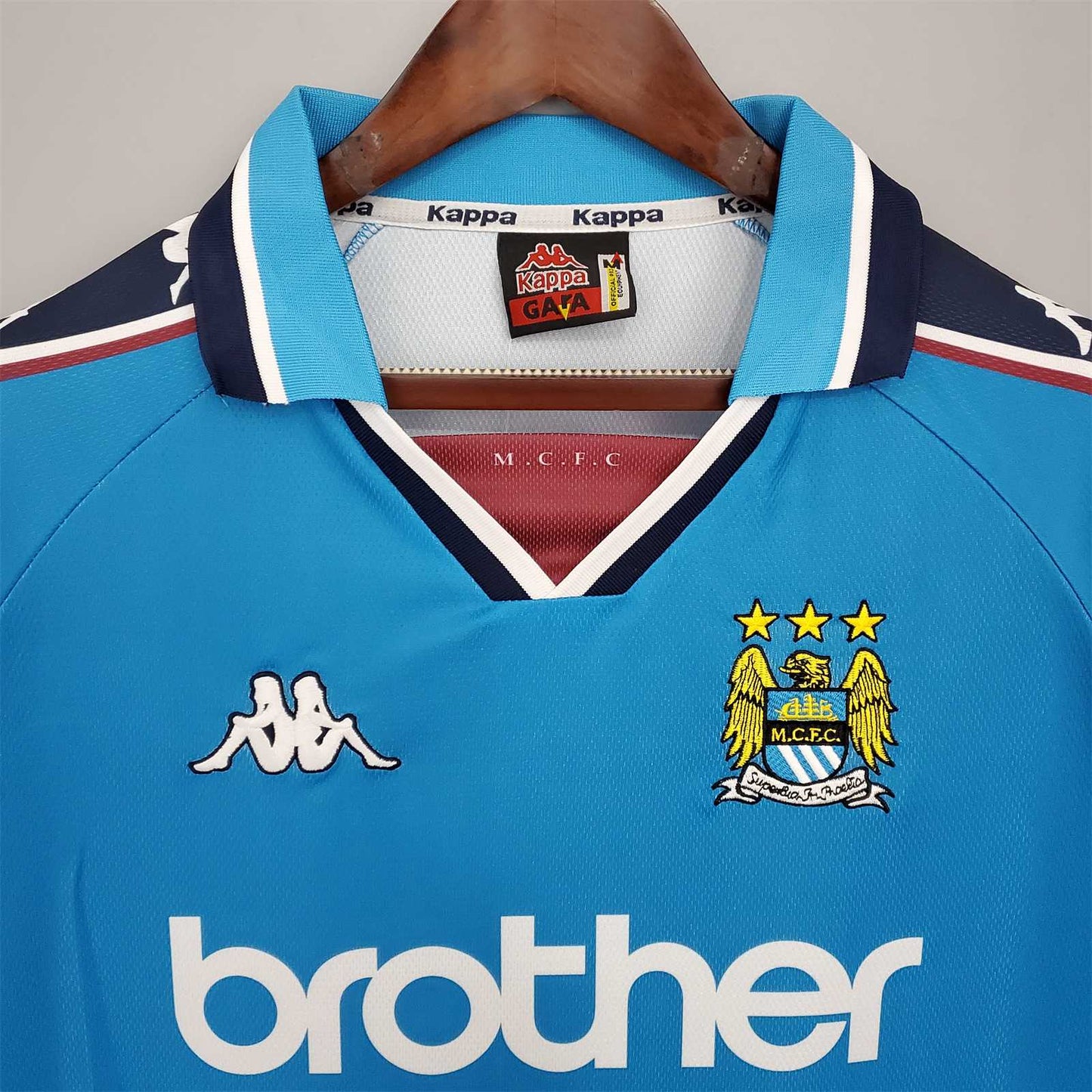 Manchester City. Camiseta local 1997-1999