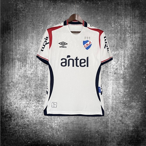 Nacional. Camiseta local 2025-2026