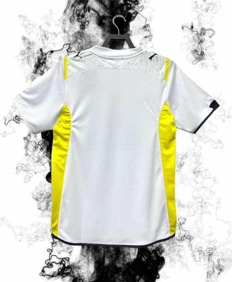 Tottenham. Camiseta local 2009-2010