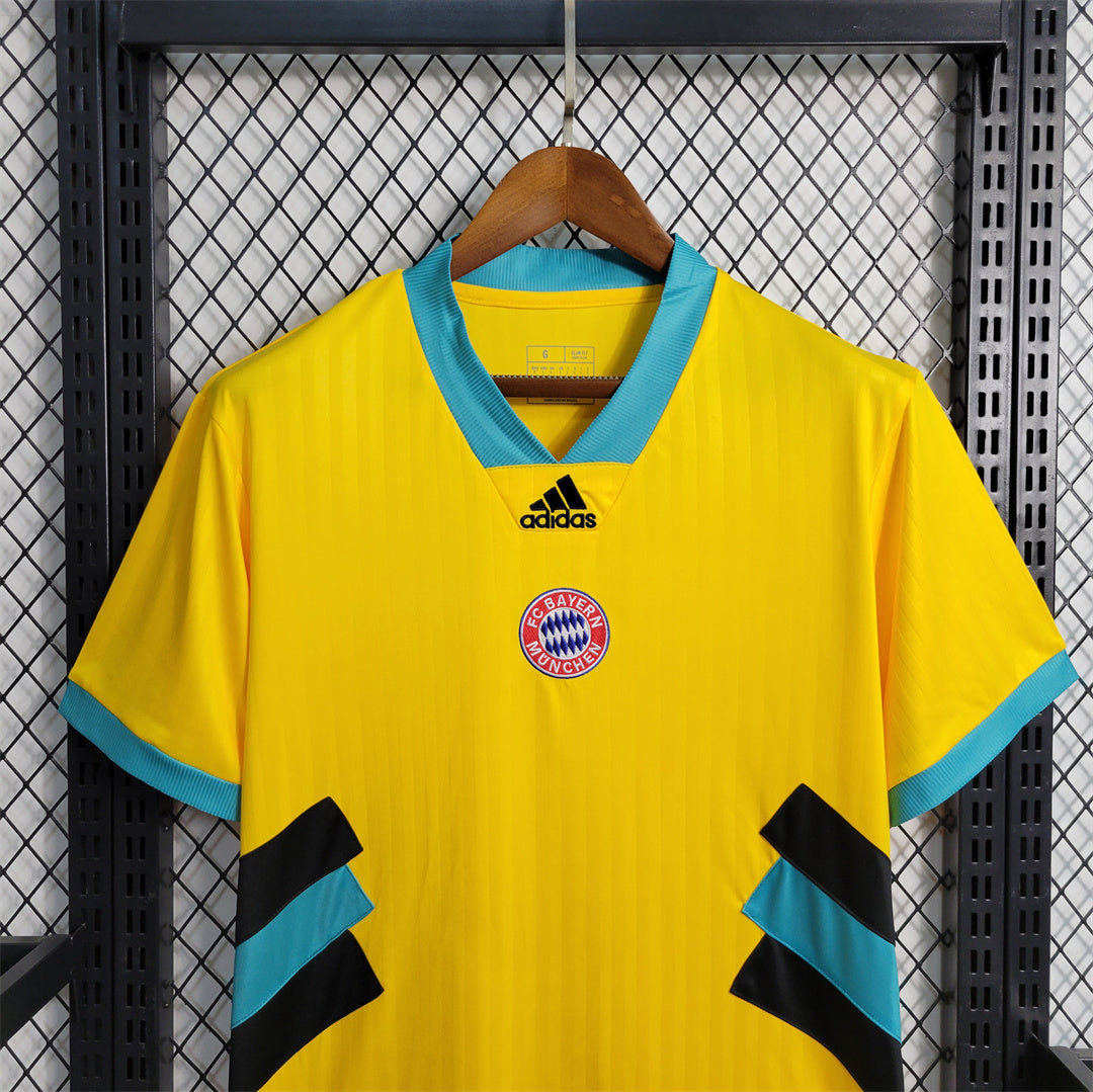 Bayern Munich. Camiseta Edición Especial Retro