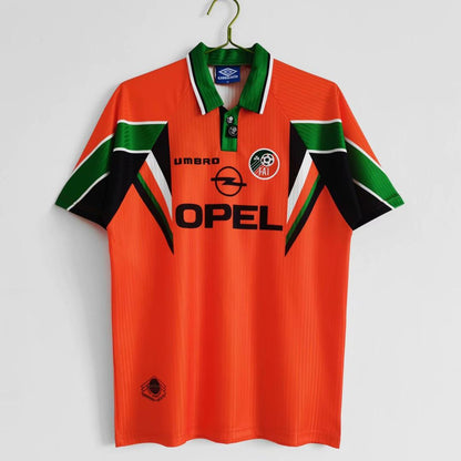 Selección de Irlanda. Camiseta visitante 1997-1998
