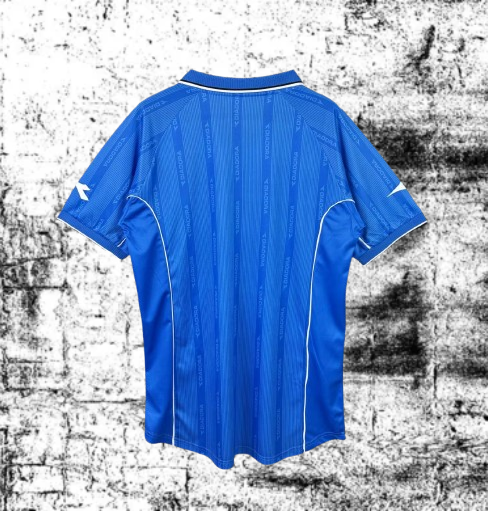 Napoli. Camiseta local 2000-2001