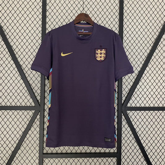 Selección de Inglaterra. Camiseta visitante 2024