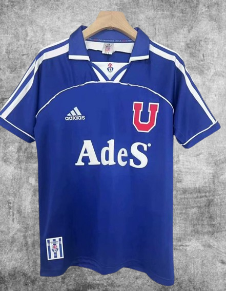 Universidad Chile. Camiseta local 1999-2000
