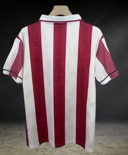 Köln. Camiseta local 1995-1996