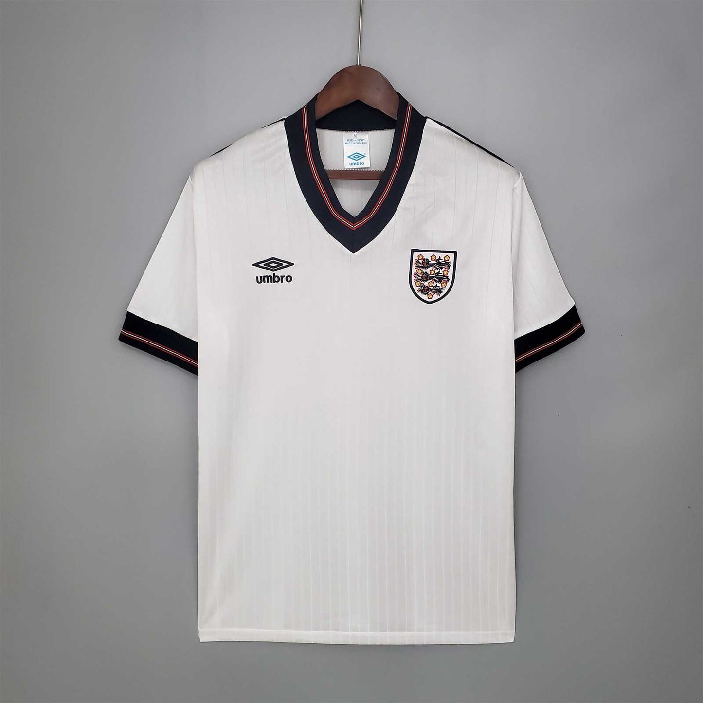 Selección de Inglaterra. Camiseta local 1994-1997