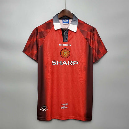 Manchester United. Camiseta local 1996-1997