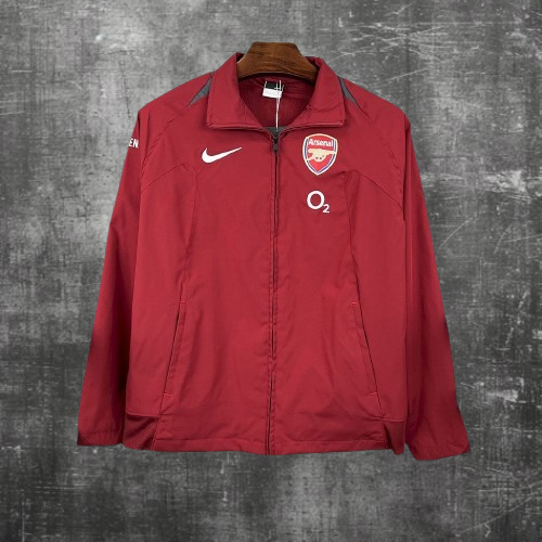 Arsenal. Cortaviento 2005-2006