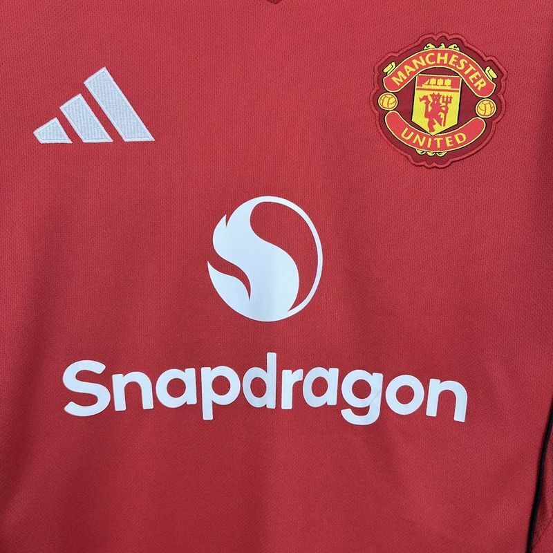 Manchester United. Camiseta local 2025-2026 (Sin Estampado)