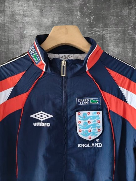 Selección de Inglaterra. Cortaviento 1998