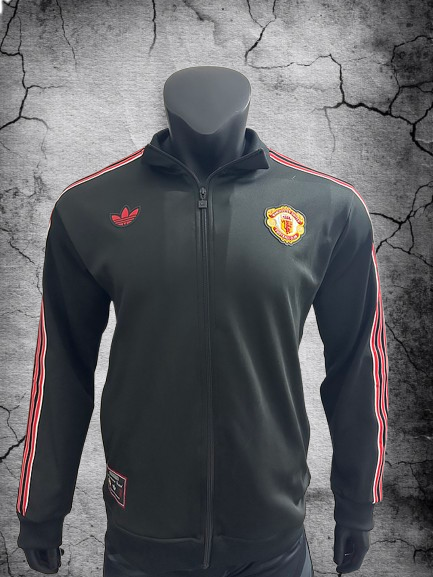 Manchester United. Polerón 2025-2026