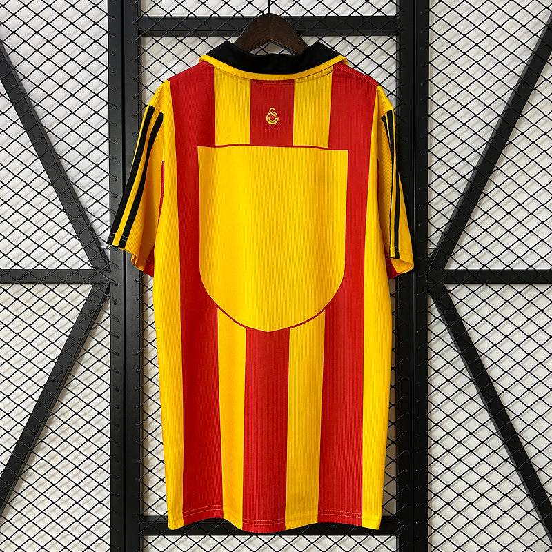 Galatasaray. Camiseta local 1999-2000