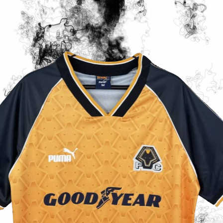 Wolverhampton. Camiseta local 1996-1998