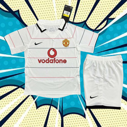 Manchester United. Tercer kit Niño 2003-2005