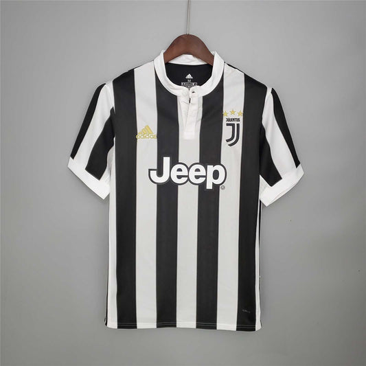 Juventus. Camiseta local 2017-2018