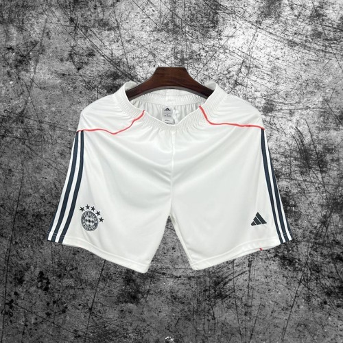 Bayern Munich. Short visitante 2025-2026