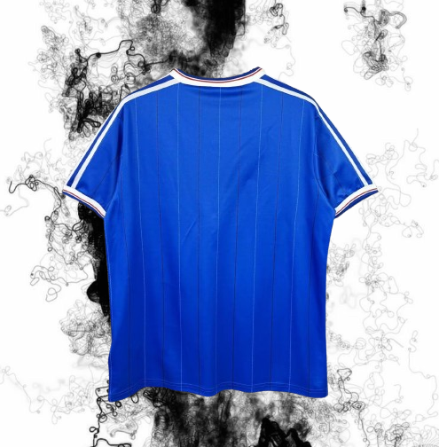 Brighton. Camiseta local 1983-1984