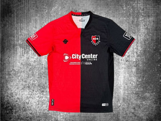 Newell's Old Boys. Camiseta local 2025-2026