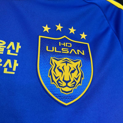 Ulsan. Camiseta local 2024-2025