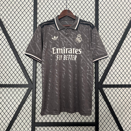 Real Madrid. Tercera camiseta 2024-2025