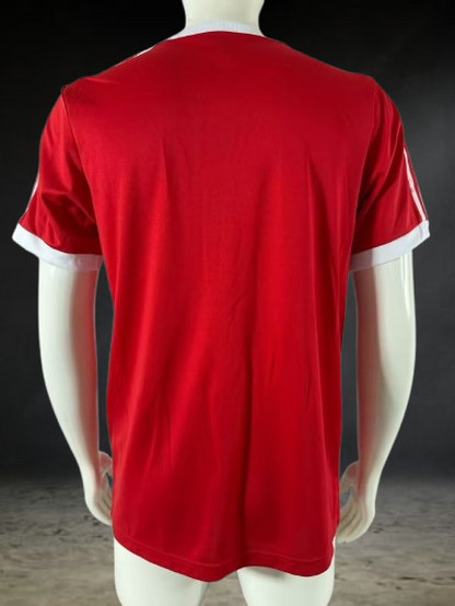 Hamburgo. Camiseta visitante 1974-1975