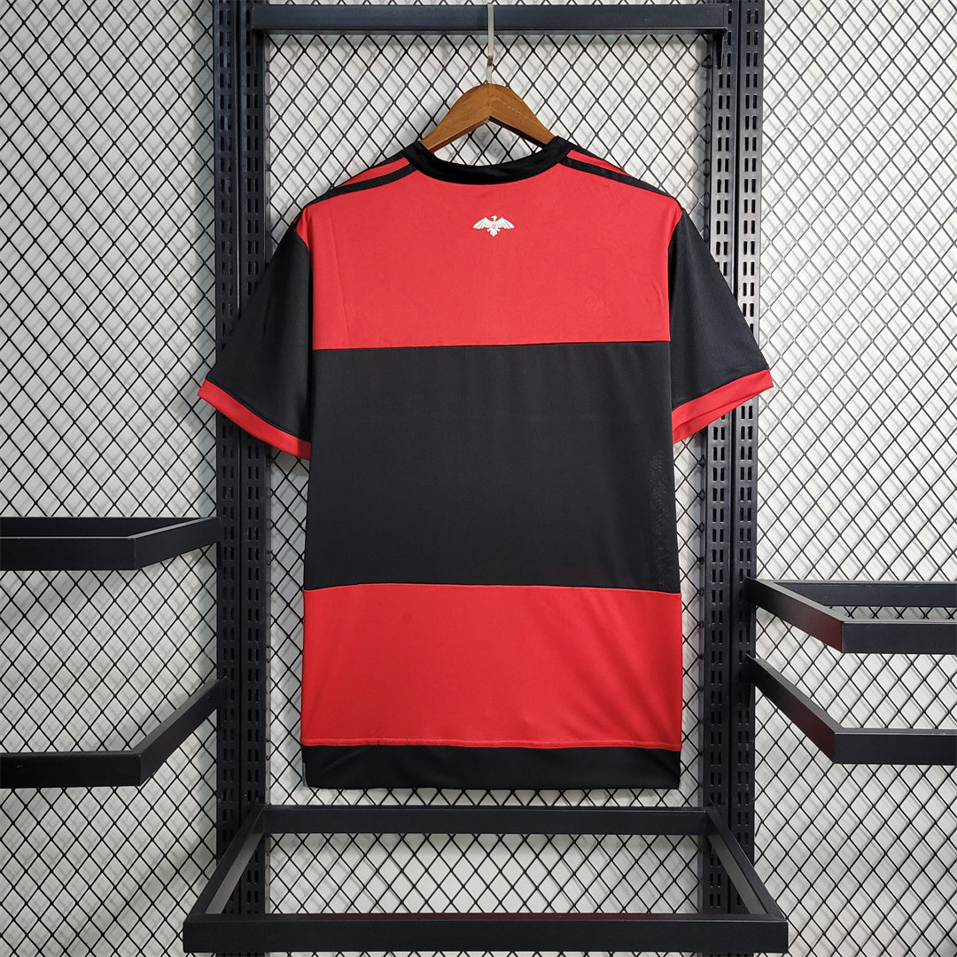 Flamengo. Camiseta local 2017-2018