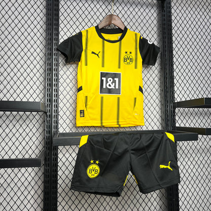 Borussia Dortmund. Kit local 2024-2025