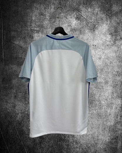 Selección de Inglaterra. Camiseta local 2016