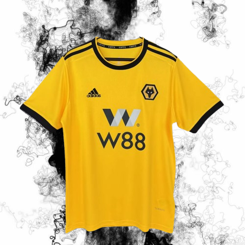 Wolverhampton. Camiseta local 2018-2019