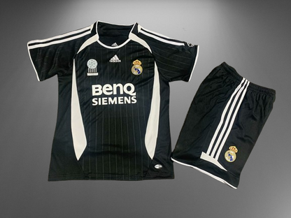 Real Madrid. Kit visitante 2006-2007