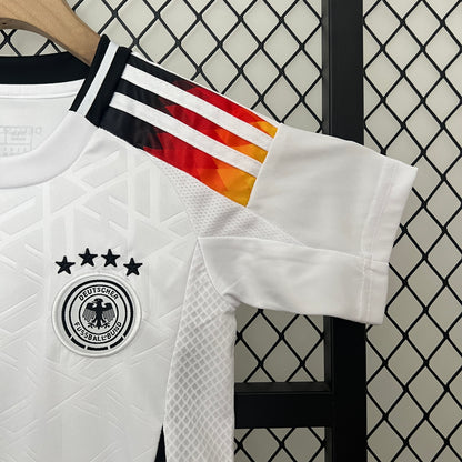 Selección de Alemania. Kit local 2024