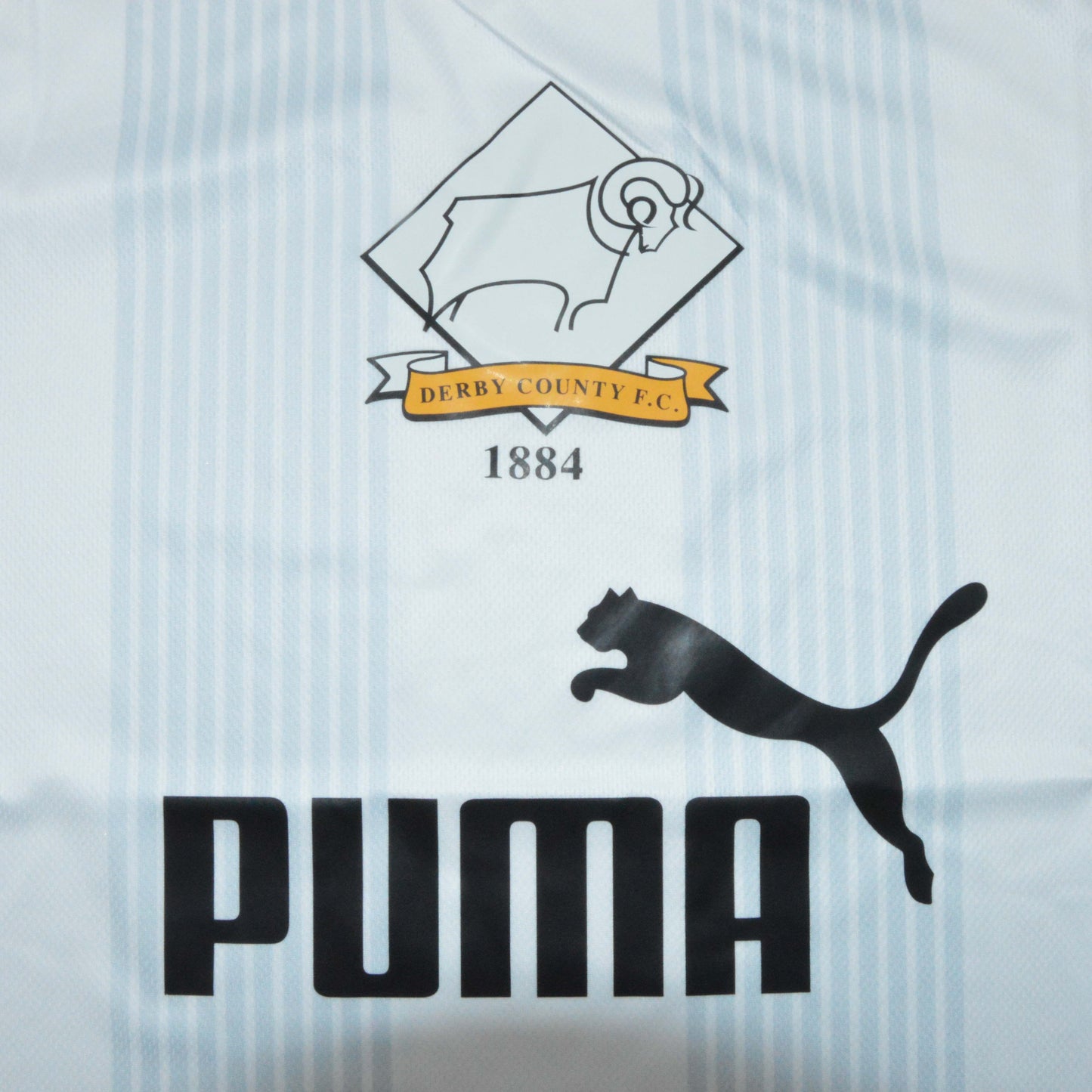Derby County. Camiseta local 1995-1996