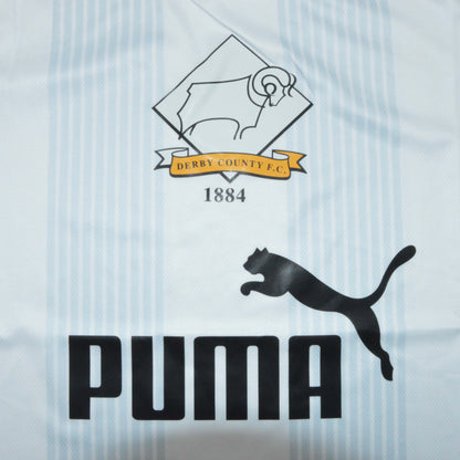 Derby County. Camiseta local 1995-1996