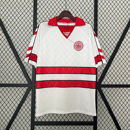 Selección de Dinamarca. Camiseta visitante 1988