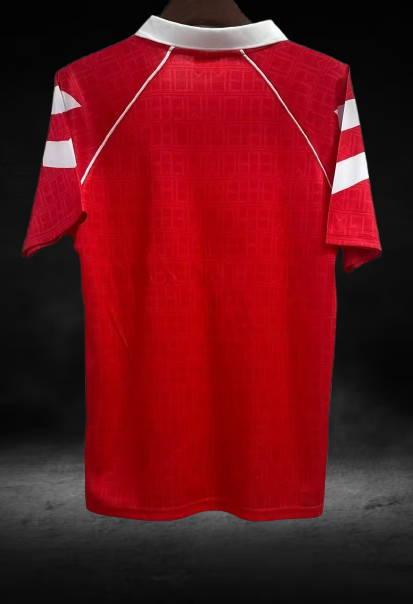 Benfica. Camiseta local 1990-1991