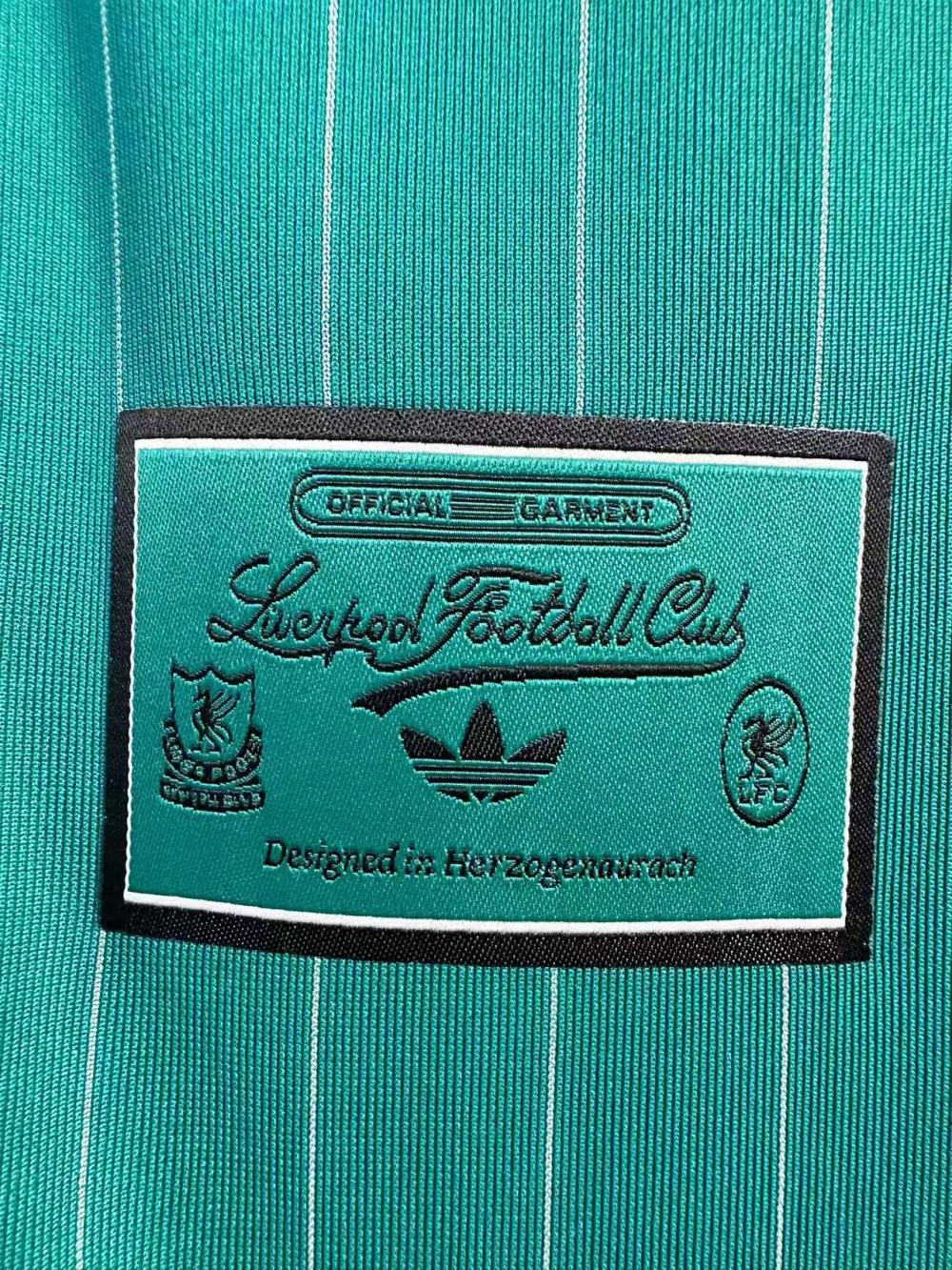 Liverpool. Camiseta Edición Terrace Icons Green
