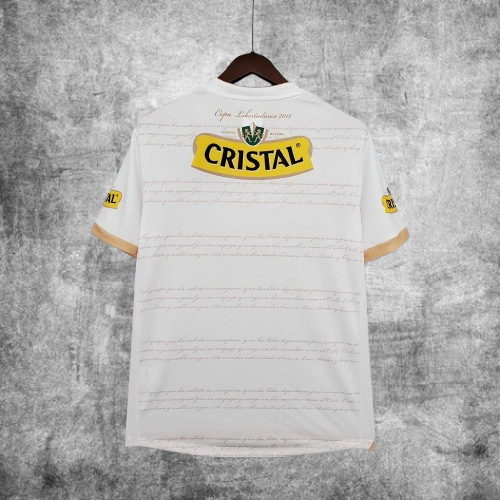 Colo Colo. Camiseta local 2011