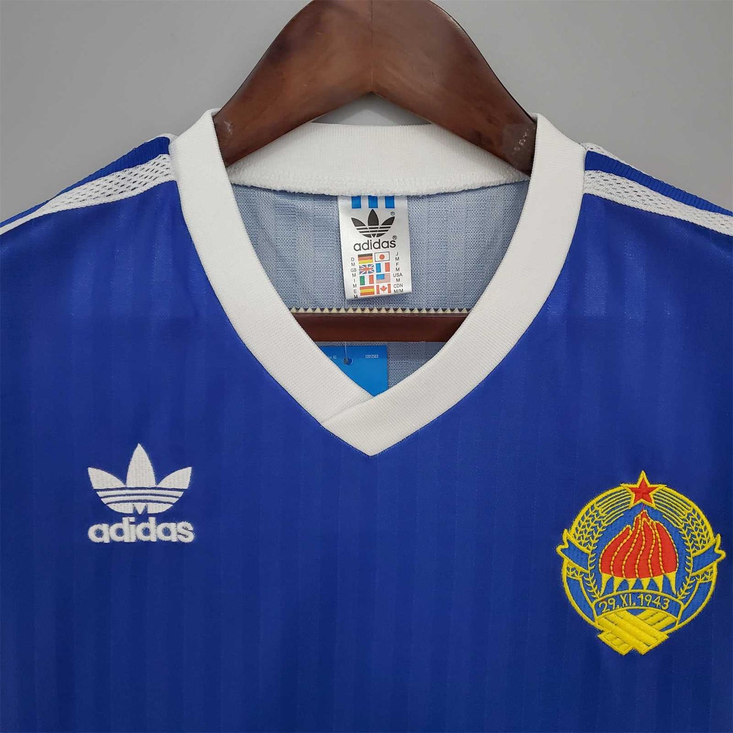Selección de Yugoslavia. Camiseta local 1990