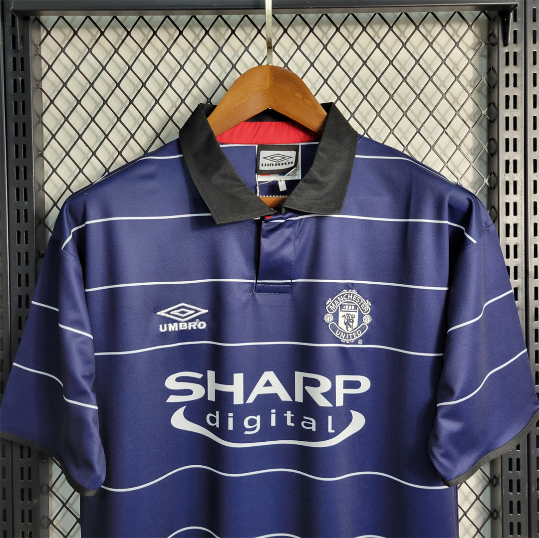 Manchester United. Camiseta visitante 1999-2000