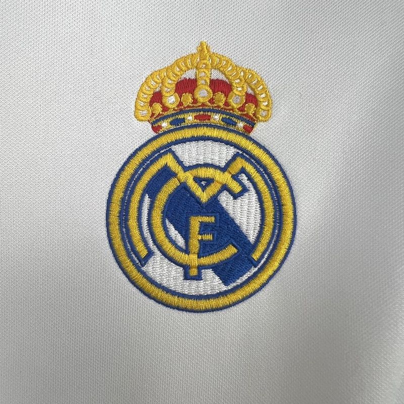 Real Madrid. Camiseta local 20003-2004