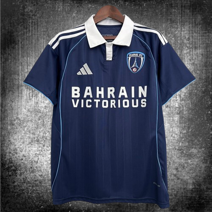 Paris FC. Camiseta local 2025-2026