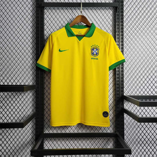 Selección de Brasil. Camiseta local 2019