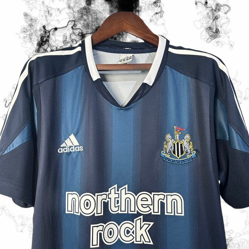 Newcastle. Camiseta visitante 2005-2006